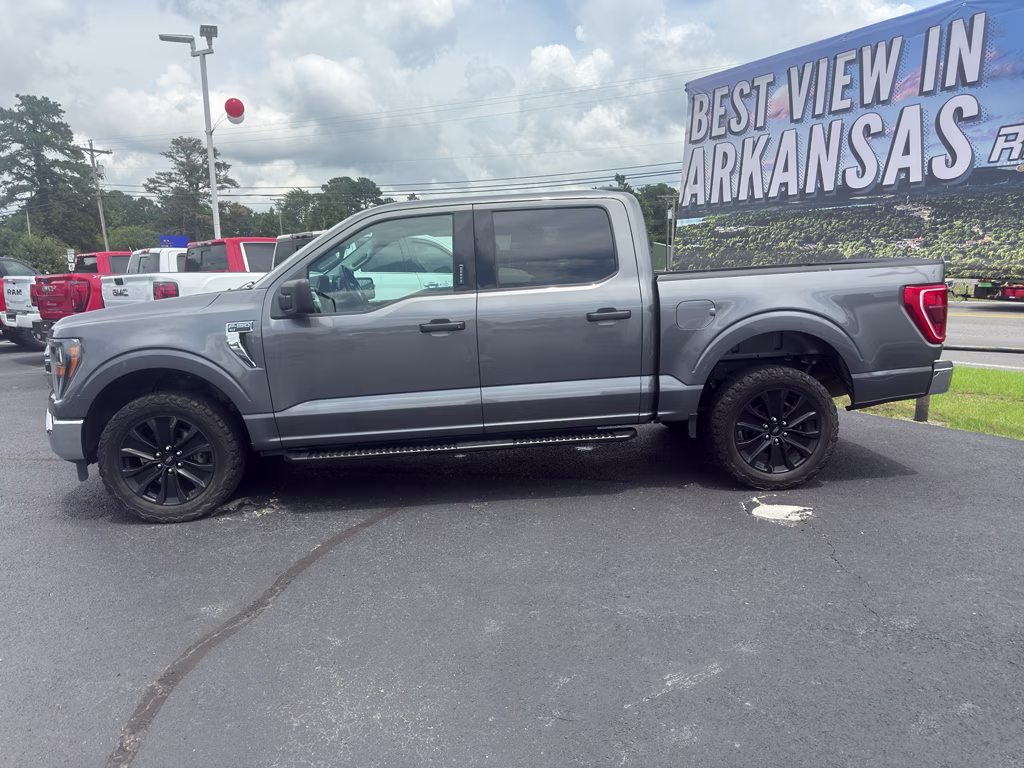 2023 Carbonized Gray Metallic Ford F-150 XLT 4X4 Truck