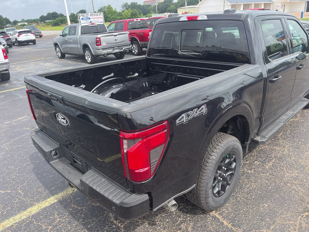 2026 Agate Black Metallic Ford F-150 XLT 4X4 Truck