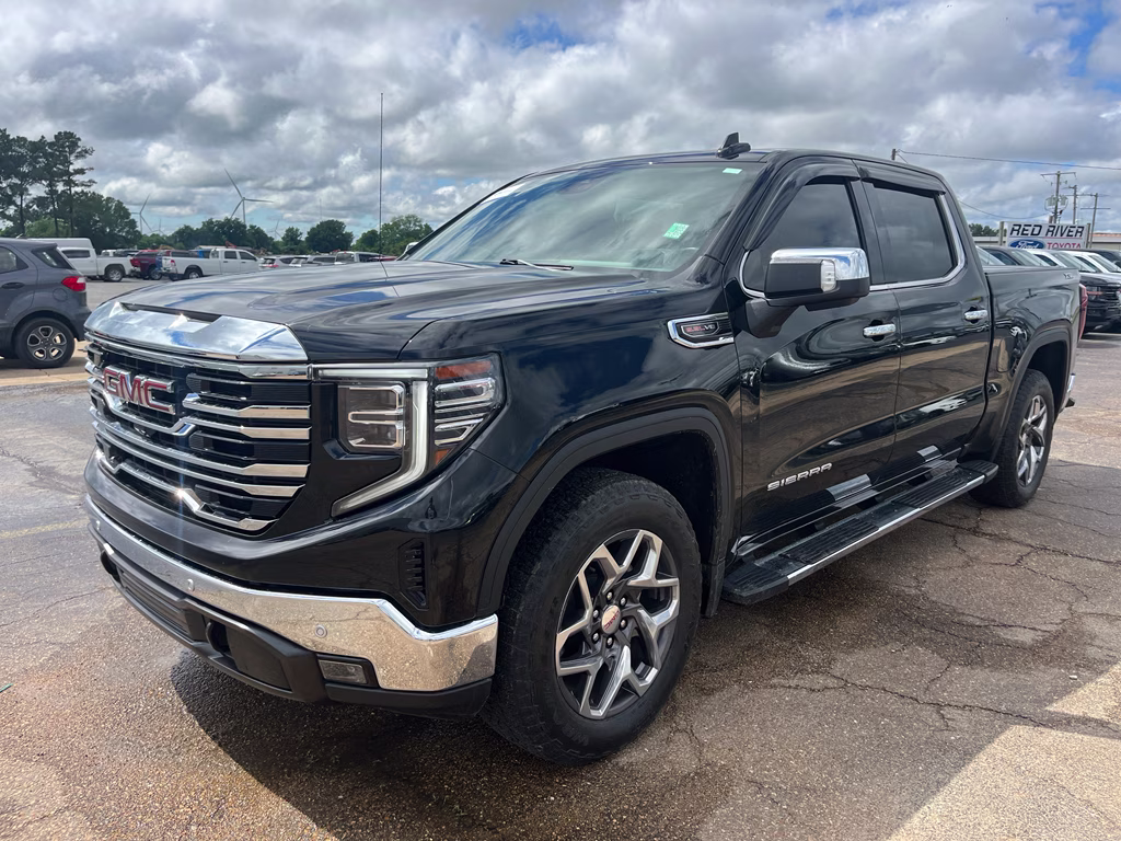 2024 Onyx Black GMC Sierra SLT 4X4 Truck