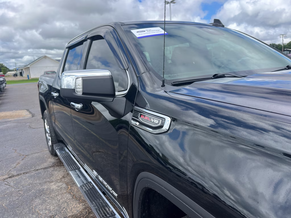 2024 Onyx Black GMC Sierra SLT 4X4 Truck