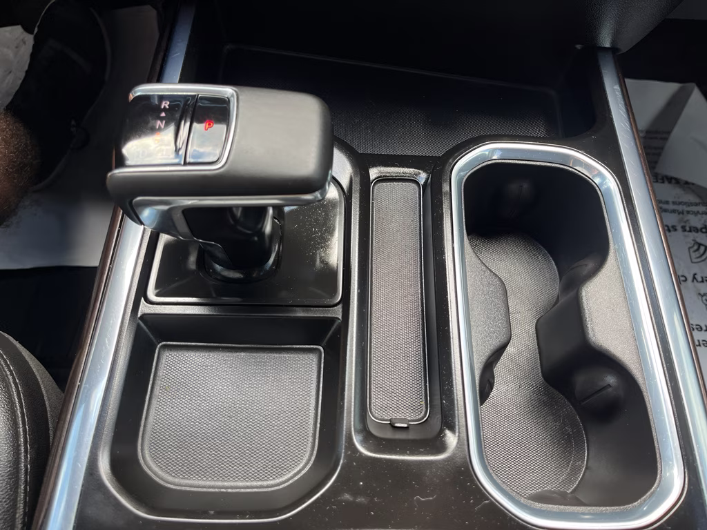 2024 Onyx Black GMC Sierra SLT 4X4 Truck