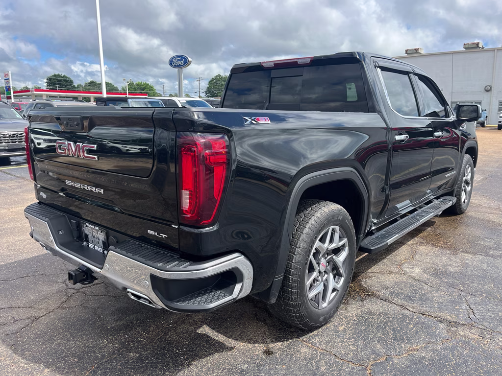 2024 Onyx Black GMC Sierra SLT 4X4 Truck