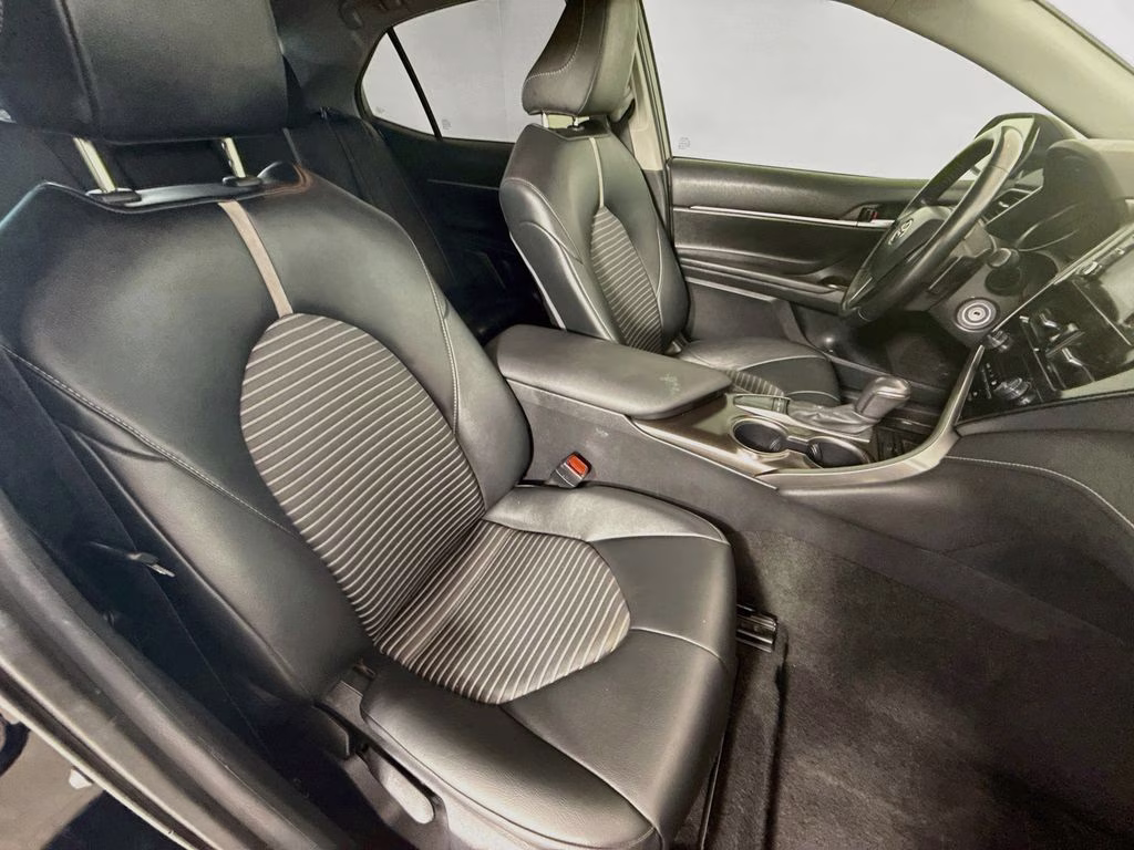 2024 Midnight Black Metallic Toyota Camry SE FWD Sedan