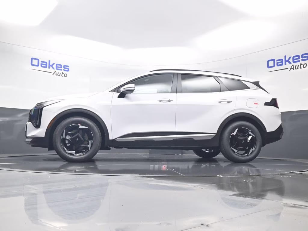 2026 Glacial White Pearl Kia Sportage EX FWD SUV