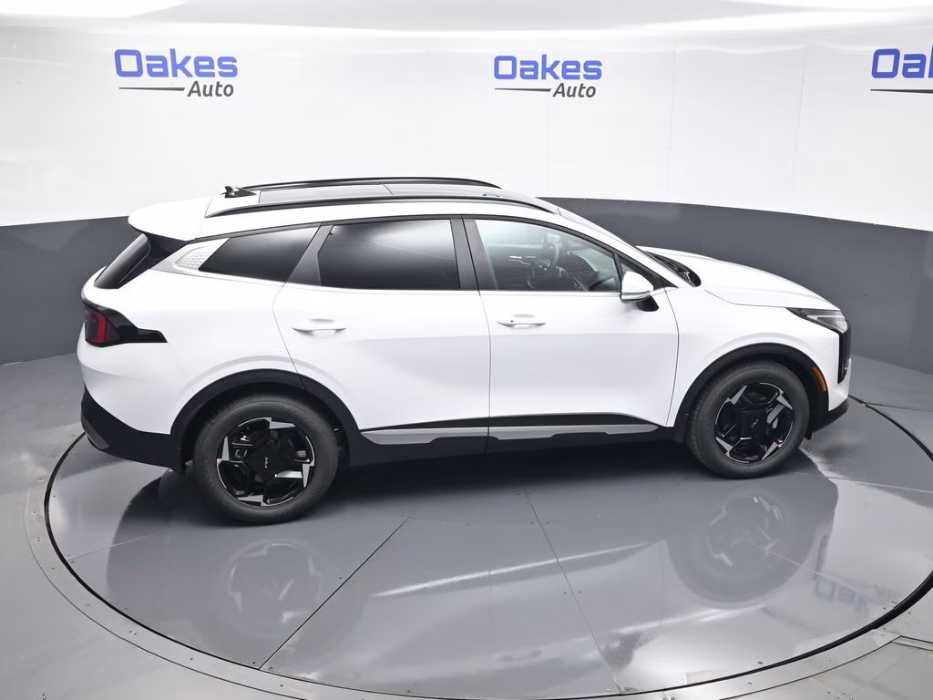 2026 Glacial White Pearl Kia Sportage EX FWD SUV