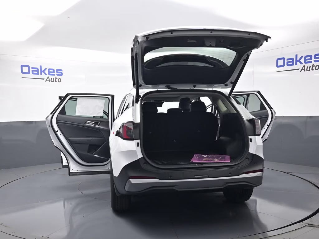 2026 Glacial White Pearl Kia Sportage EX FWD SUV