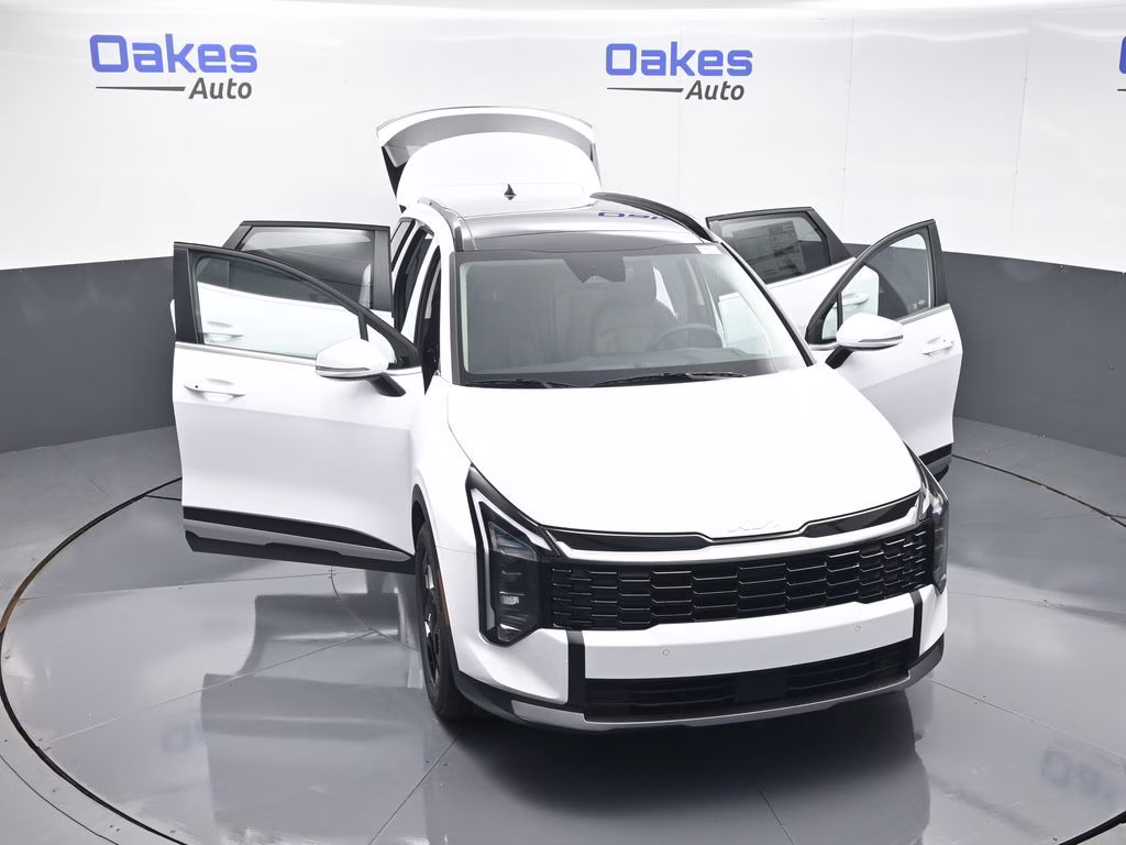 2026 Glacial White Pearl Kia Sportage EX FWD SUV