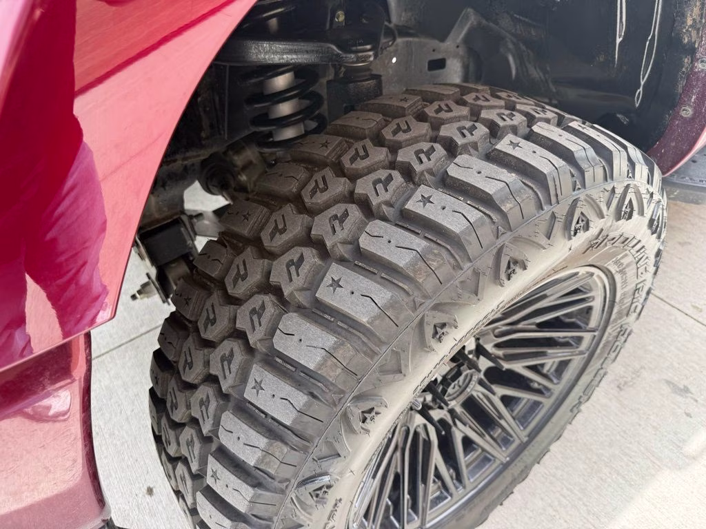 2019 Delmonico Red Pearlcoat Ram 1500 Laramie 4X4 Truck