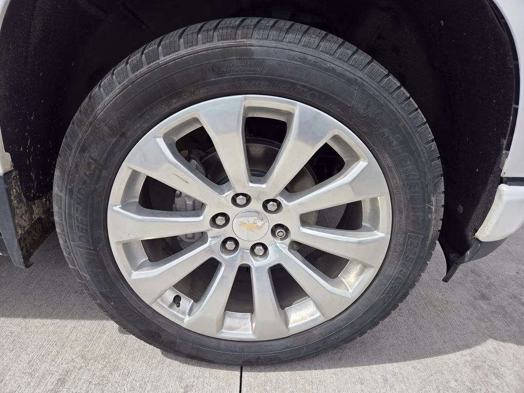 2019 Iridescent Pearl Tricoat Chevrolet Silverado 1500 High Country 4X4 Truck
