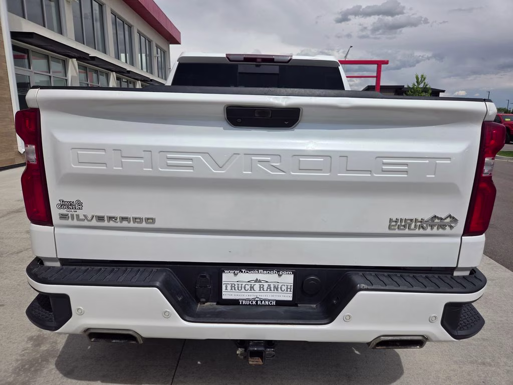 2019 Iridescent Pearl Tricoat Chevrolet Silverado 1500 High Country 4X4 Truck