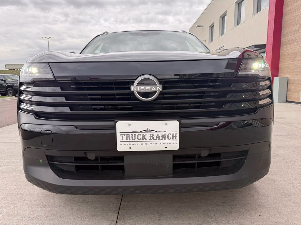 2025 Super Black Nissan Kicks SV AWD SUV