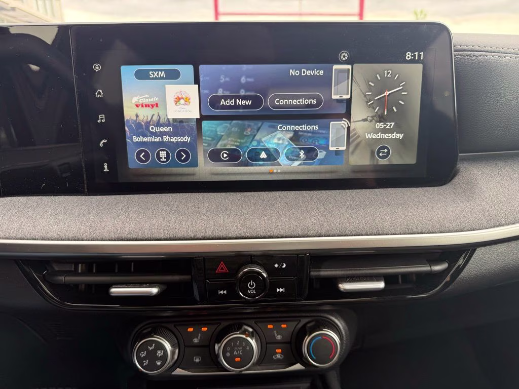 2025 Super Black Nissan Kicks SV AWD SUV