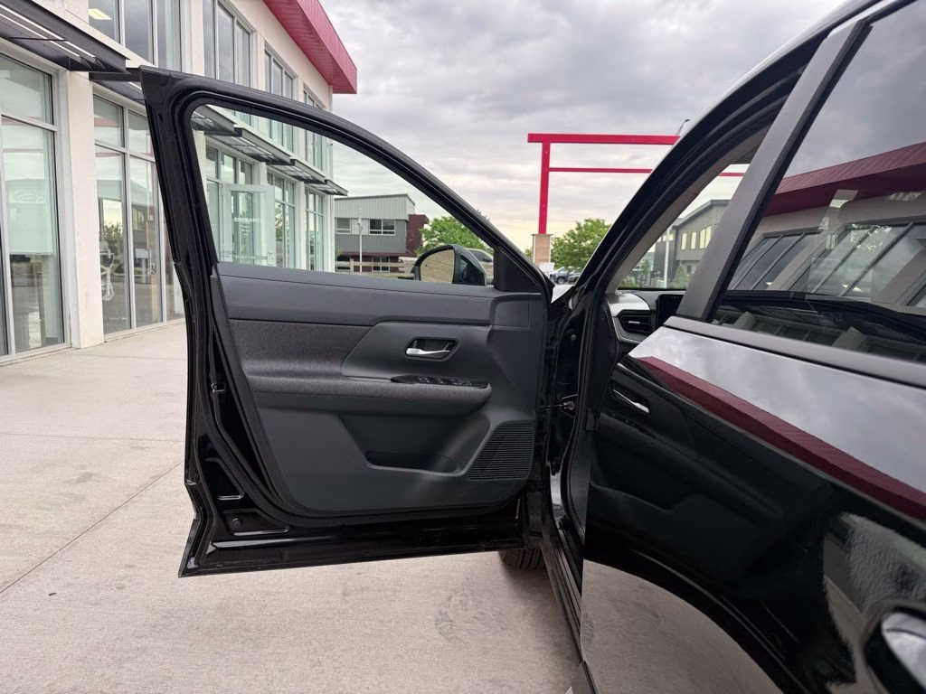 2025 Super Black Nissan Kicks SV AWD SUV