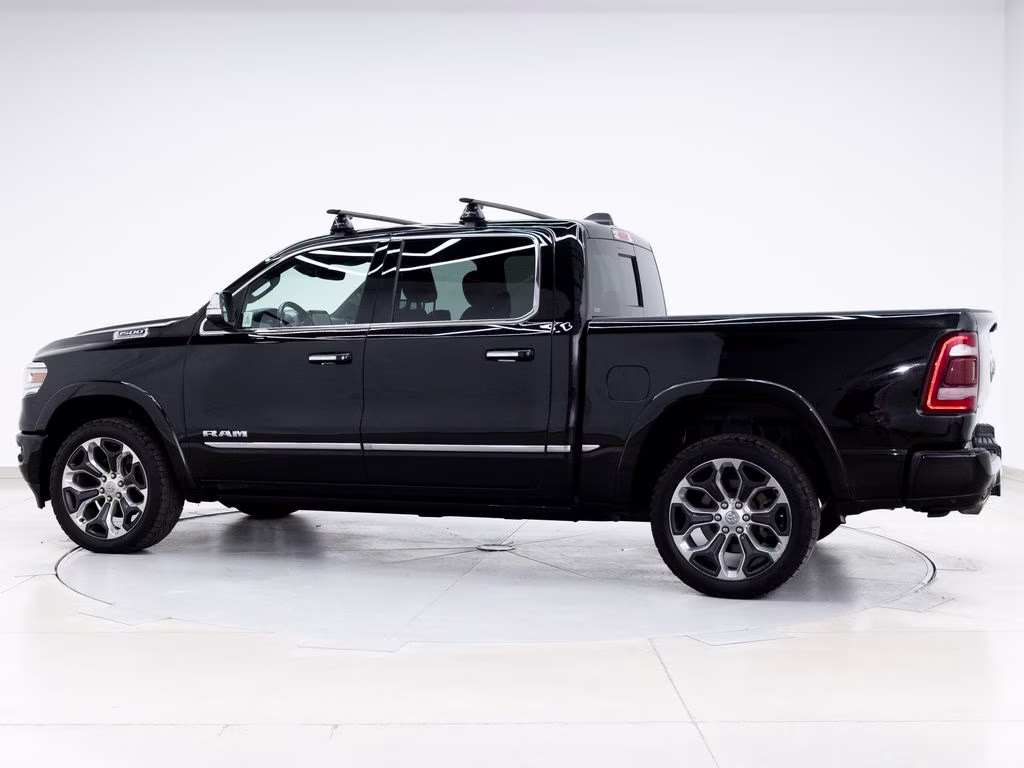 2021 Diamond Black Crystal Pearlcoat Ram 1500 Limited 4X4 Truck