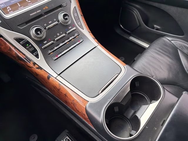 2018 Magnetic Gray Metallic Lincoln MKX Select FWD SUV