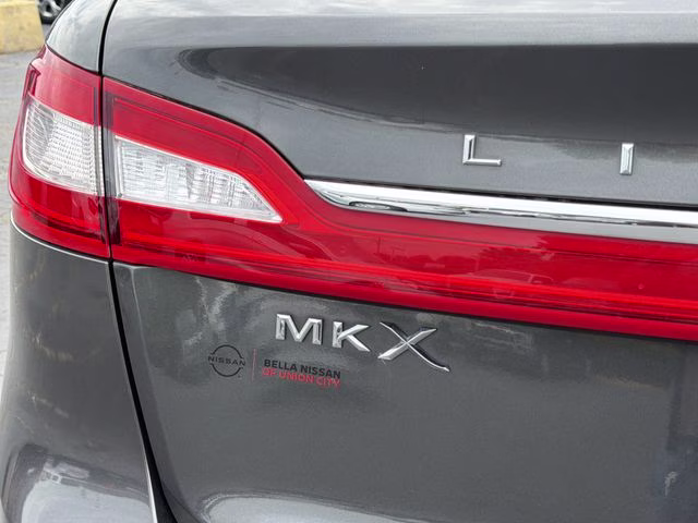 2018 Magnetic Gray Metallic Lincoln MKX Select FWD SUV