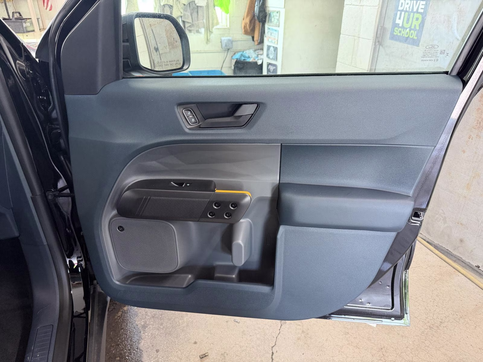 2026 Shadow Black Ford Maverick Tremor AWD Truck