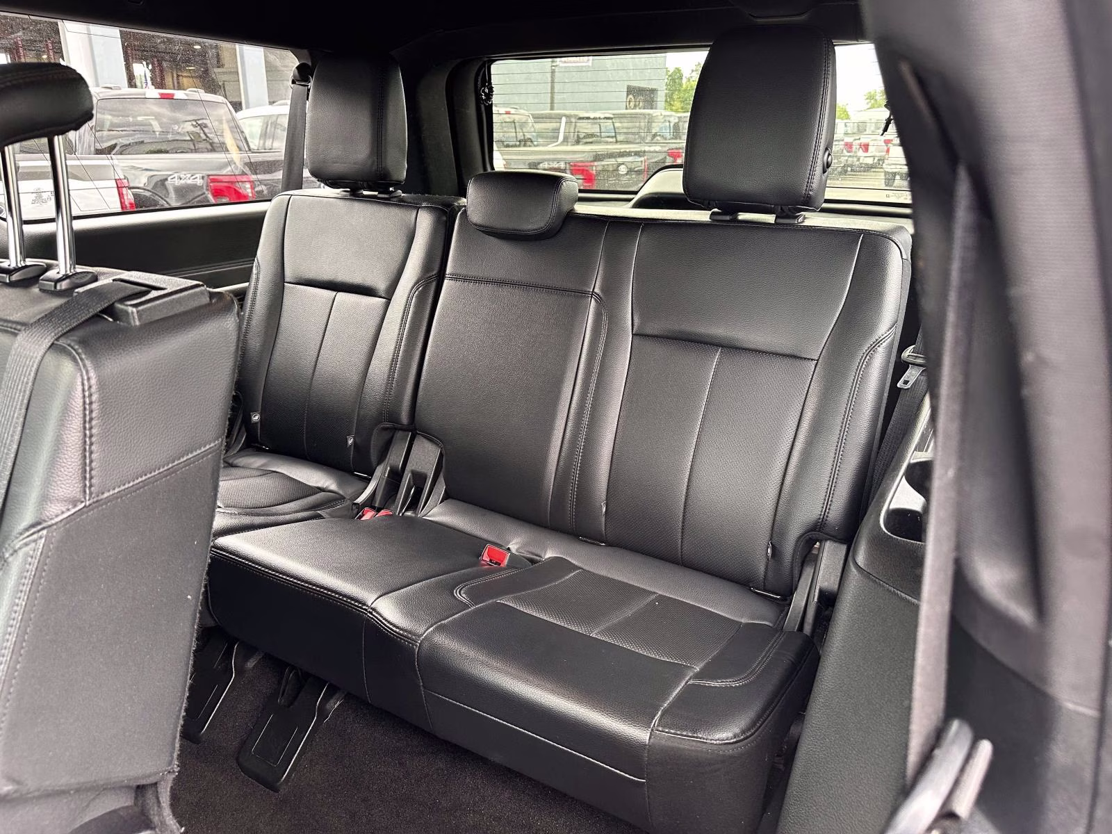 2021 Iconic Silver Metallic Ford Expedition Max XLT 4x4 4X4 SUV