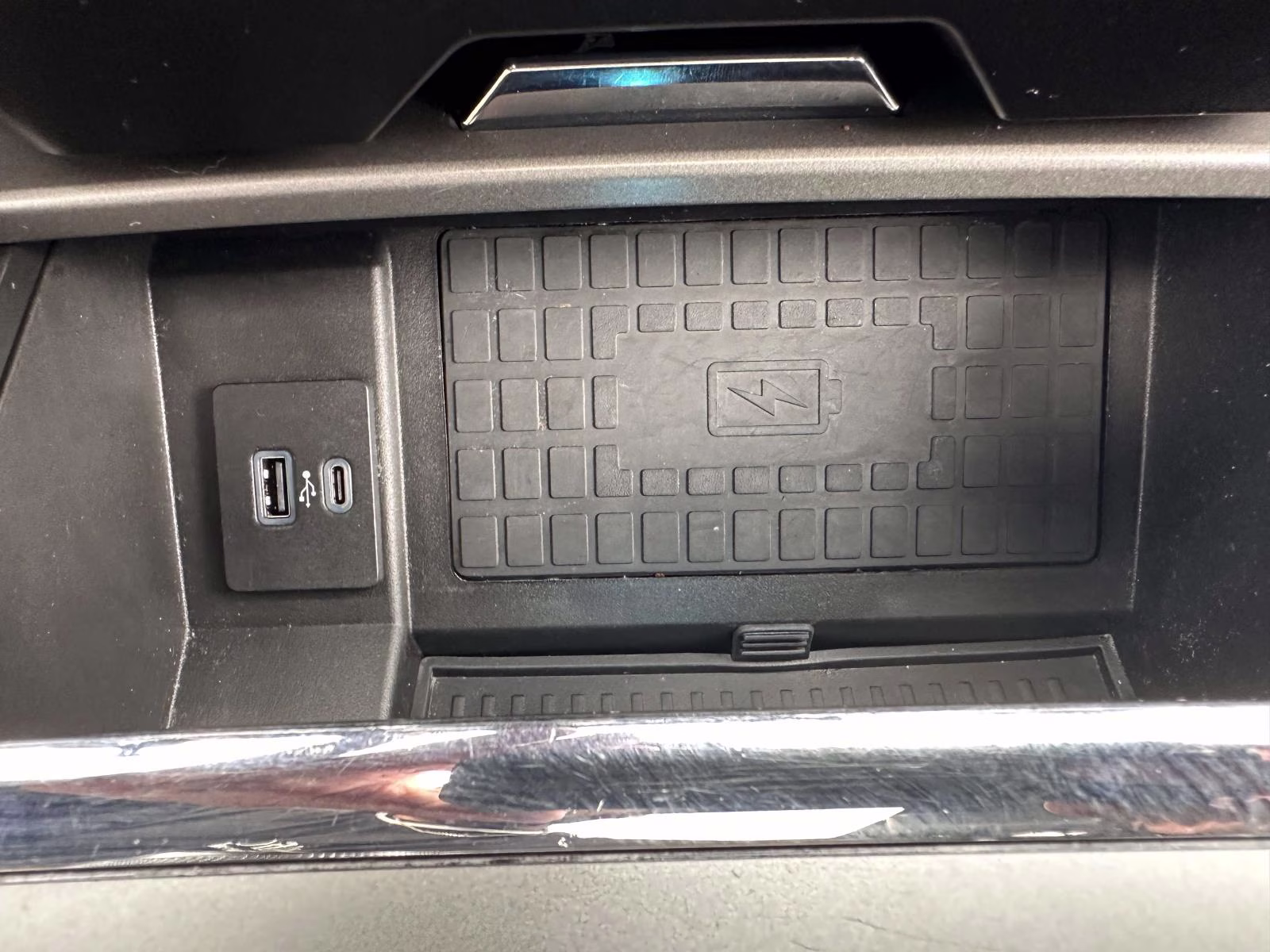 2021 Iconic Silver Metallic Ford Expedition Max XLT 4x4 4X4 SUV