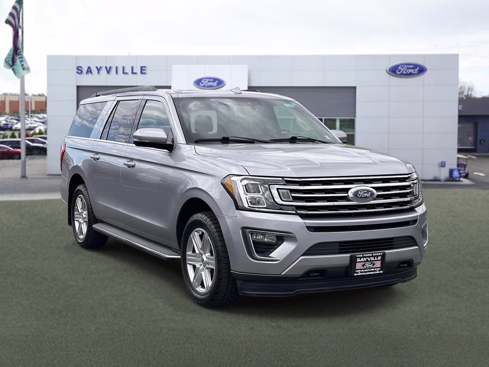 2021 Iconic Silver Metallic Ford Expedition Max XLT 4x4 4X4 SUV