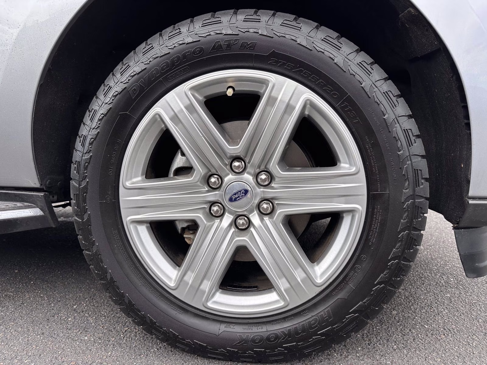 2021 Iconic Silver Metallic Ford Expedition Max XLT 4x4 4X4 SUV