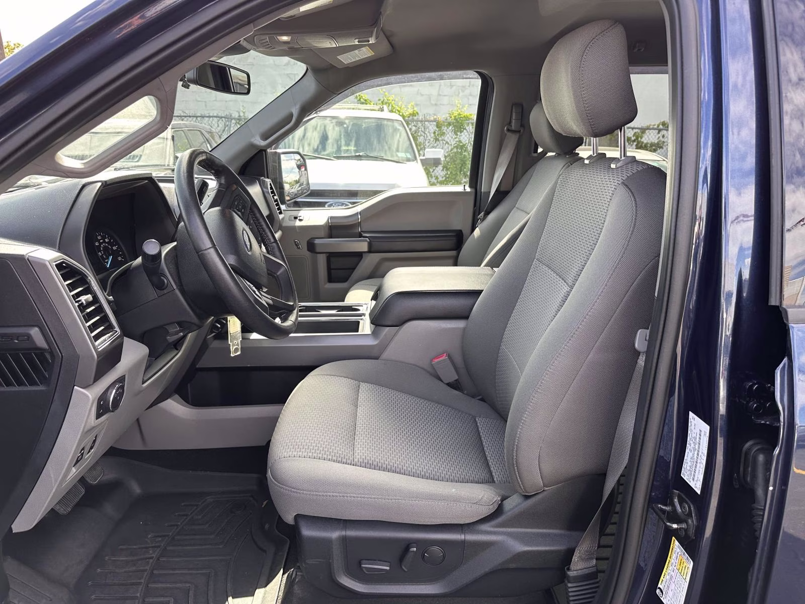 2019 Blue Jeans Metallic Ford F-150 XLT 4WD SuperCrew 5.5' Box 4X4 Truck
