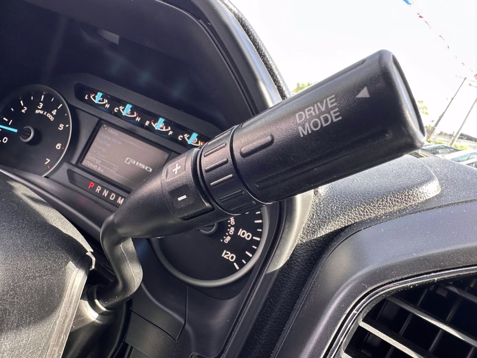 2019 Blue Jeans Metallic Ford F-150 XLT 4WD SuperCrew 5.5' Box 4X4 Truck