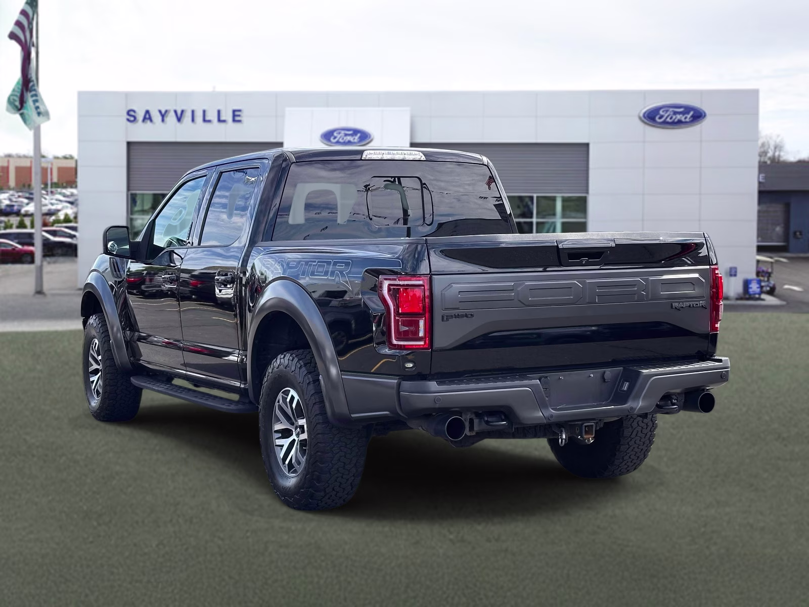 2017 Shadow Black Ford F-150 Raptor 4WD SuperCrew 5.5' Box 4X4 Truck