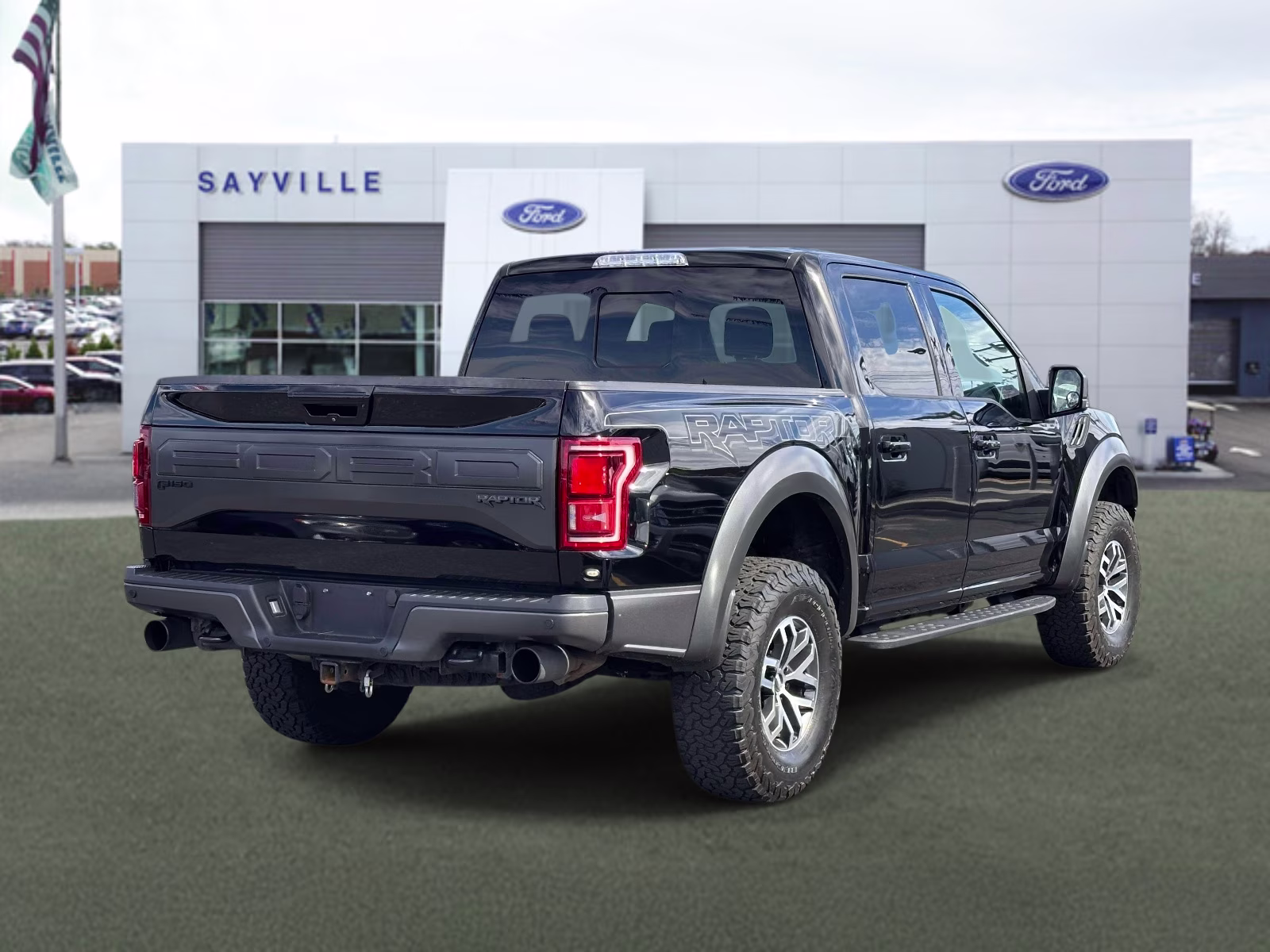 2017 Shadow Black Ford F-150 Raptor 4WD SuperCrew 5.5' Box 4X4 Truck