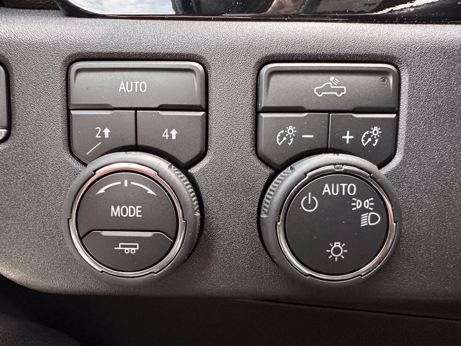 2025 Cypress Gray Chevrolet Silverado 1500 4WD Crew Cab 147 LT w/2FL 4X4 Truck