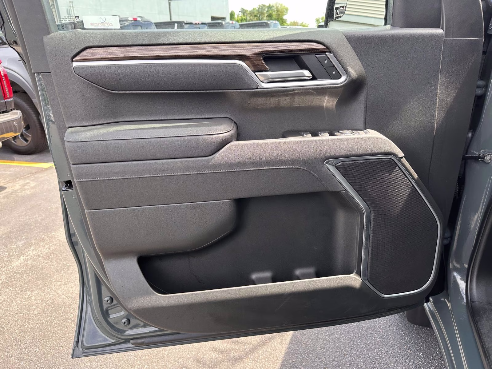 2025 Cypress Gray Chevrolet Silverado 1500 4WD Crew Cab 147 LT w/2FL 4X4 Truck