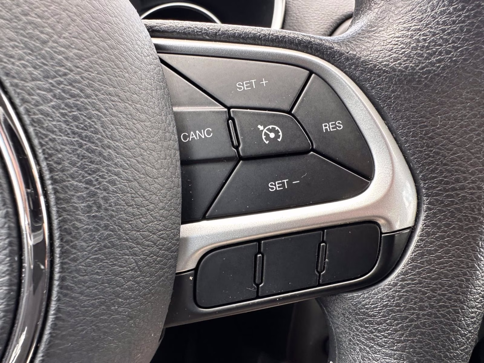 2018 White Clearcoat Jeep Compass Sport 4x4 4X4 SUV