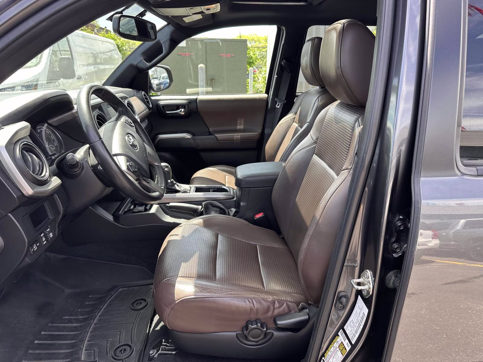 2017 Magnetic Gray Metallic Toyota Tacoma Limited Double Cab 5' Bed V6 4x4 AT (Natl) 4X4 Truck