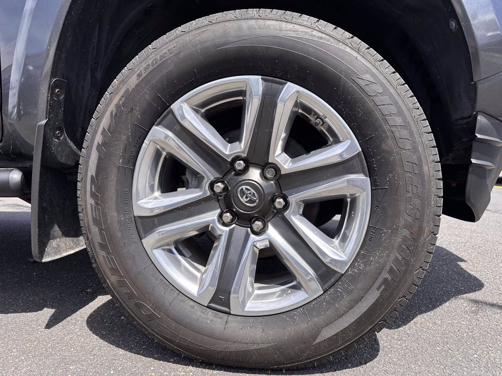 2017 Magnetic Gray Metallic Toyota Tacoma Limited Double Cab 5' Bed V6 4x4 AT (Natl) 4X4 Truck