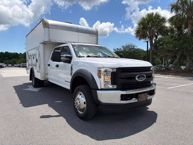 2019 Oxford White Ford Super Duty F-450 DRW XL DRW 4X4 Chassis