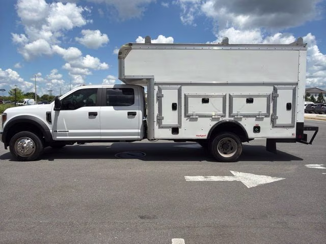 2019 Oxford White Ford Super Duty F-450 DRW XL DRW 4X4 Chassis