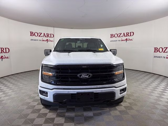 2024 Oxford White Ford F-150 XLT 4X4 Truck