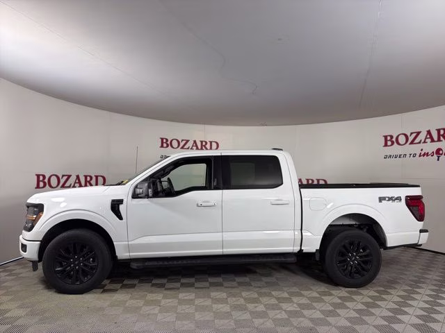 2024 Oxford White Ford F-150 XLT 4X4 Truck