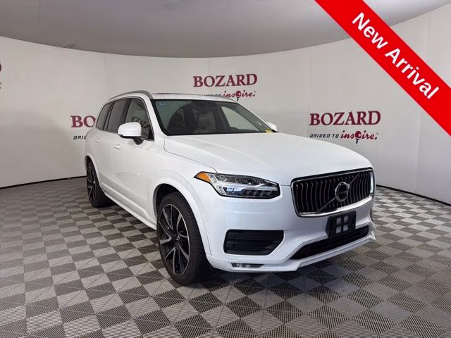 2020 Crystal White Volvo XC90 T6 Momentum AWD SUV