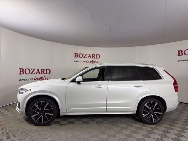 2020 Crystal White Volvo XC90 T6 Momentum AWD SUV