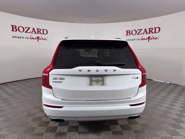 2020 Crystal White Volvo XC90 T6 Momentum AWD SUV