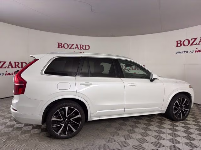 2020 Crystal White Volvo XC90 T6 Momentum AWD SUV