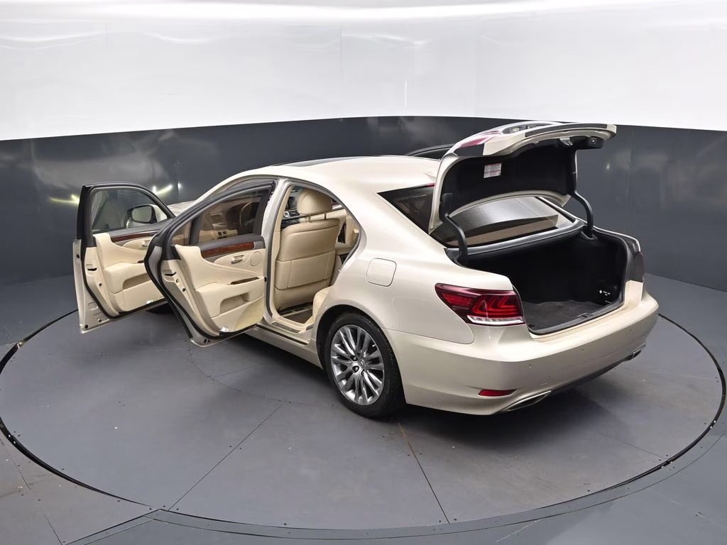 2016 Cashmere Metallic Lexus LS 460 RWD Sedan