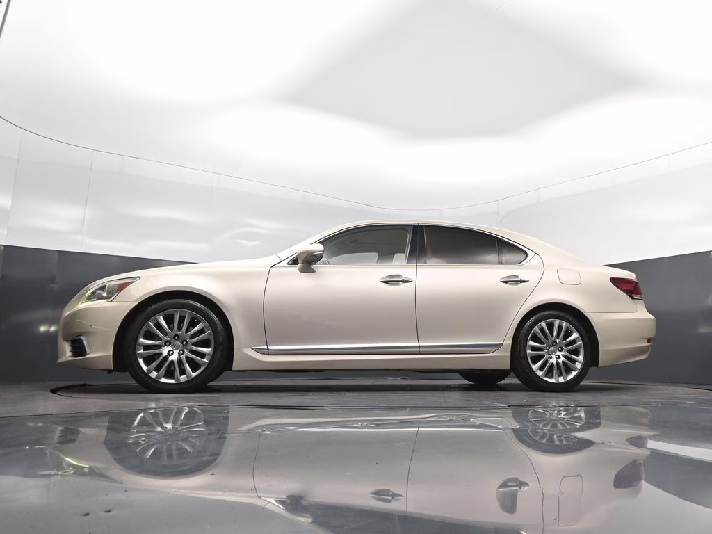 2016 Cashmere Metallic Lexus LS 460 RWD Sedan