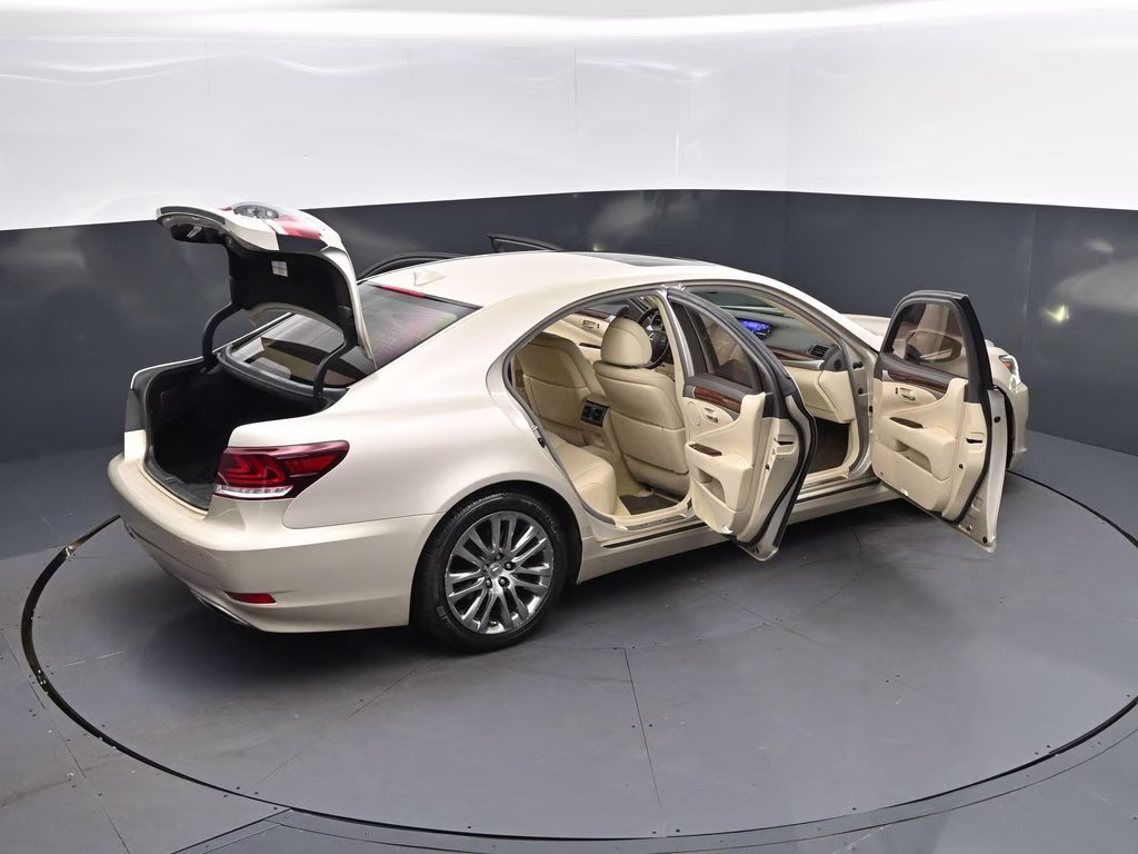 2016 Cashmere Metallic Lexus LS 460 RWD Sedan
