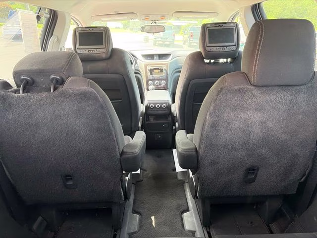 2017 Summit White Chevrolet Traverse LT AWD SUV