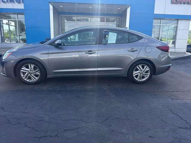 2019 Machine Gray Hyundai Elantra SEL FWD Sedan