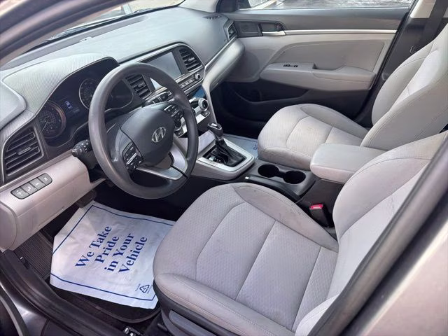 2019 Machine Gray Hyundai Elantra SEL FWD Sedan