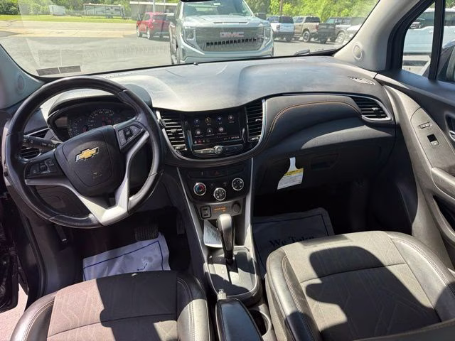 2022 Midnight Blue Metallic Chevrolet Trax LT AWD SUV