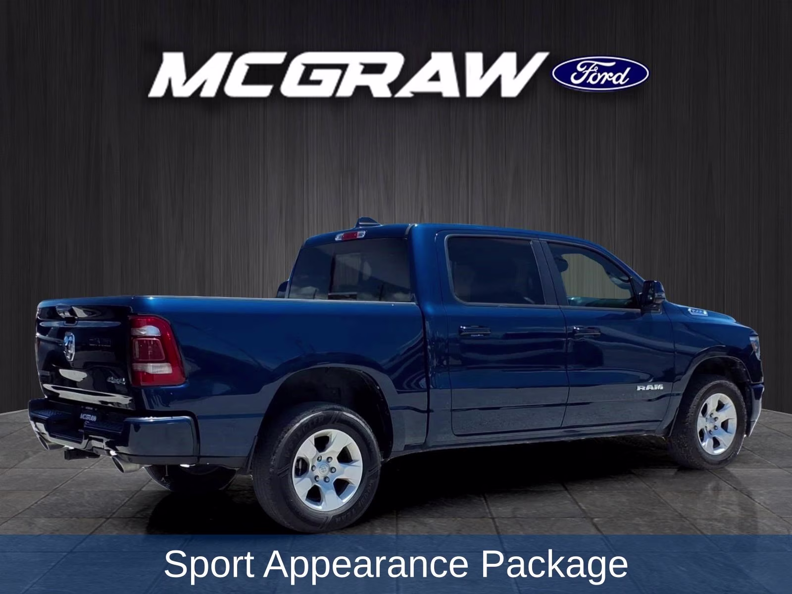 2023 Patriot Blue Pearlcoat Ram 1500 Big Horn/Lone Star 4X4 Truck